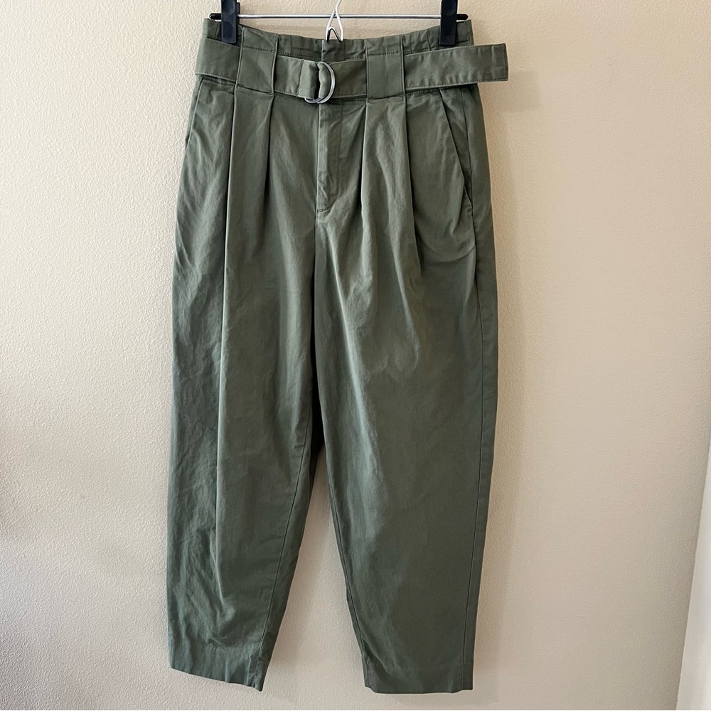 Banana Republic High Rise Tapered Cropped Pant Women’s 2 4 Flight Jacket Green